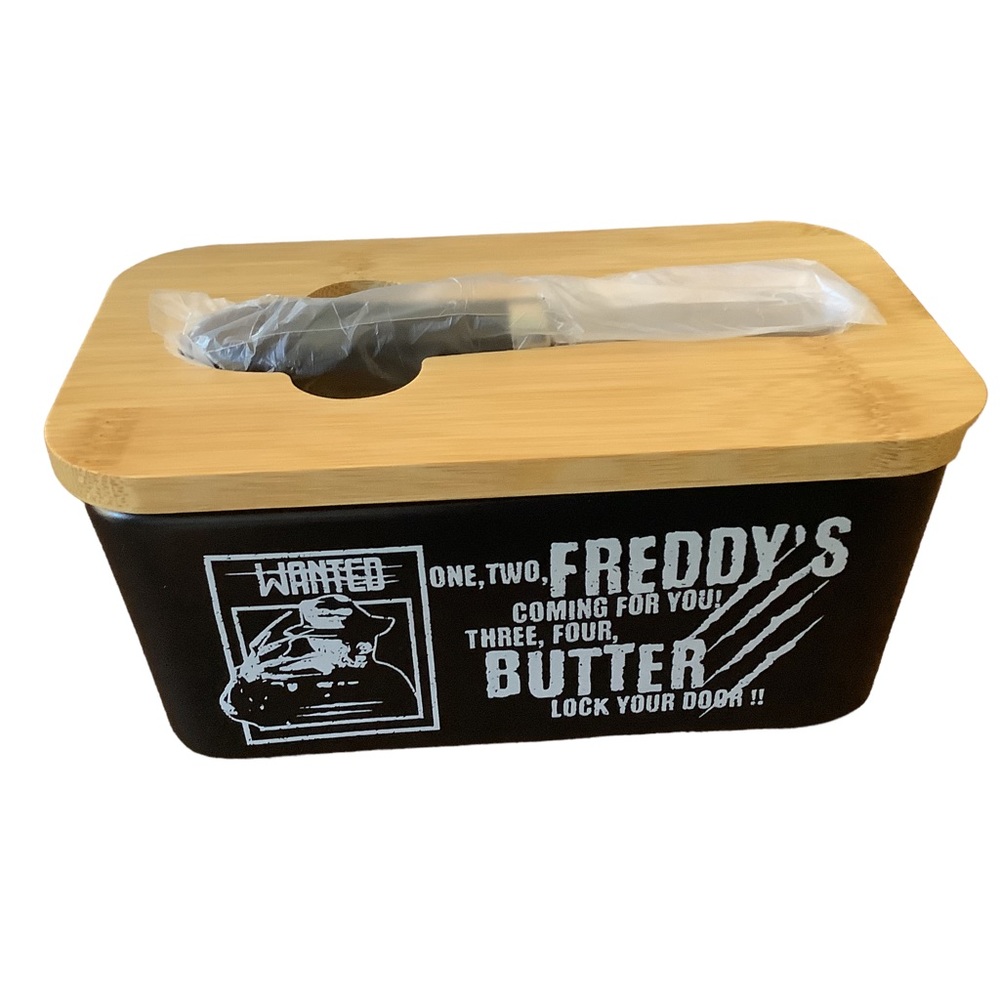 Nightmare on Elm Street Ceramic Butter Dish Bamboo Lid and Spread Knife NEW